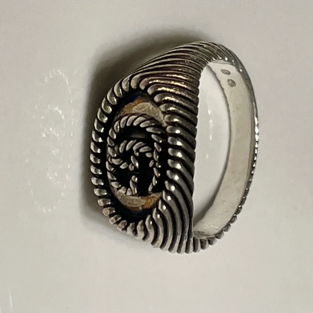 Gucci Silver Double GG Marmont Pinky Ring - Picture 5 of 8